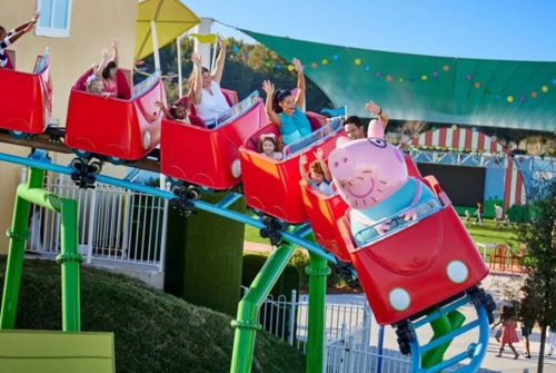 Daddy-Pig-Roller-Coaster-1